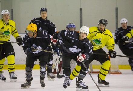 Vidzemes Čempionātā hokejā tuvojas 3. līgas izšķirošās cīņas